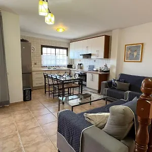https://casa-el-almendrillo.in-canary-islands.com